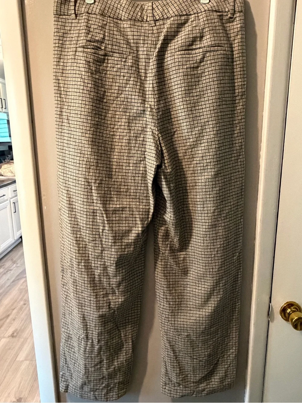 Aritzia Woman’s Plaid Dress Pants - Beige/Tan